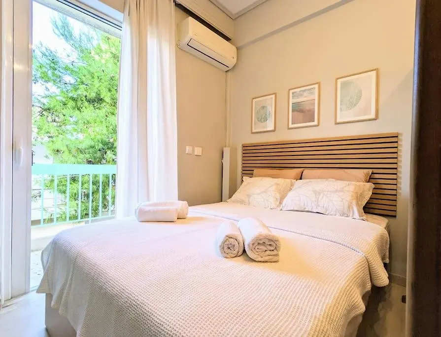 Beautiful 1 Bedroom Flat Near Olympic Stadium-1